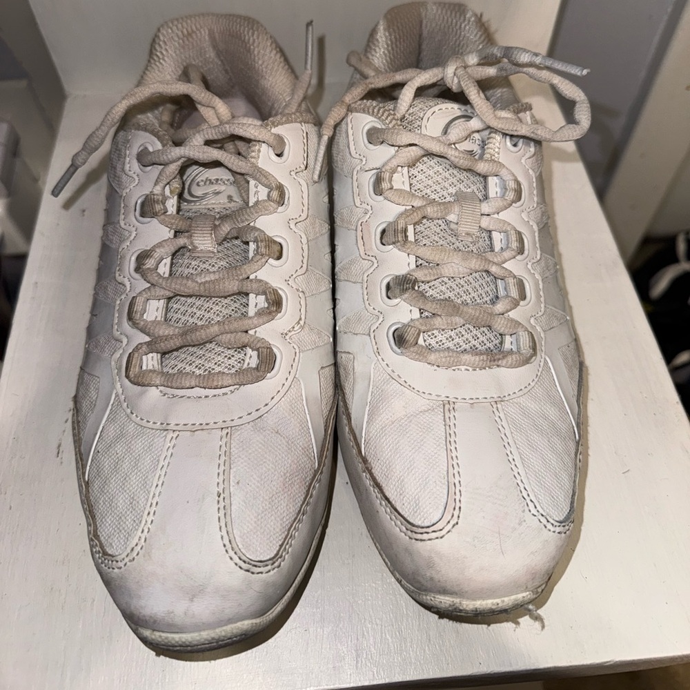 Cheer Shoes - Picture 4 of 5